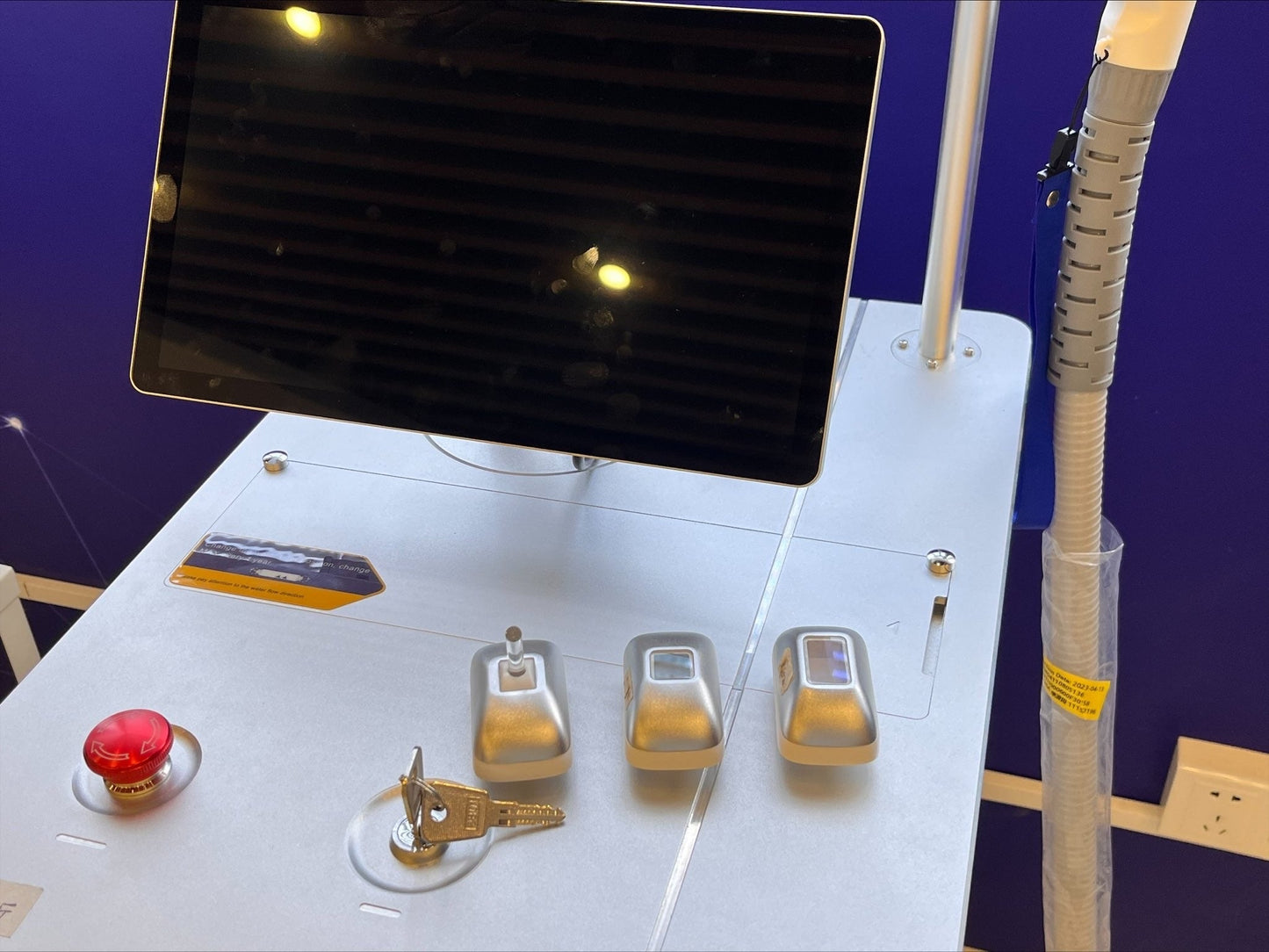 Spot-Flex™ Android Triple Wave Diode Laser